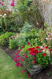 5 Ways To Use Garden Planters Plus
