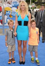 Britney spears and kevin federline's kids, sean preston and jayden james, are teenagers. Britney Spears Sons Are Growing Up And Are Bigger Than Her Now