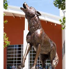 Art Bronze Statue Of Wolf Howling Up