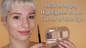 how to apply highlighter to the corner