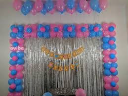 balloons and streamers decoration for