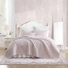 Laura Ashley Loveston 3 Piece Pink Cotton Full Queen Quilt Set