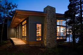 Contemporary Cantilevered Lakefront