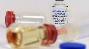 Auch die ständige impfkommission wird wohl astrazeneca nur noch für menschen über 60 jahre. Corona Impfstoff Astrazeneca Berichte Uber Schwachen Impfschutz Bei Senioren Sind Falsch
