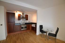 2 bedroom apartment to in