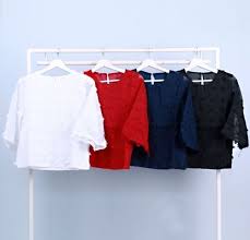 Beli produk pakaian wanita hanya di tokodistributor 12 Pcs Blouse Wanita Grosir Murah Blouse Baju Tokodistributor