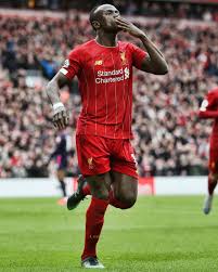One of the popular professional football player is named as sadio mane who plays for liverpool f.c and senegal national team. 433 On Twitter Sadio Mane Has Made A Donation Worth 45 000 To Fight The Coronavirus In His Home Country Senegal