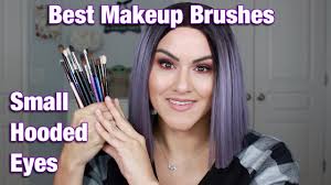 best makeup brushes for small hooded