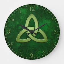 Green Trinity Knot Large Clock Clock