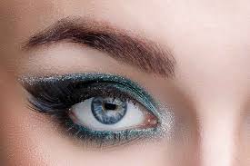 7 stunning eye makeup looks for