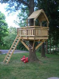 construire une cabane dans les arbres