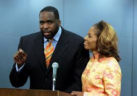 Former detroit mayor kwame kilpatrick and his wife carlita have quietly divorced, according to a facebook message posted by kilpatrick on wednesday. Detroit Mayor Soon Off To Jail Talks Of Comeback The Blade