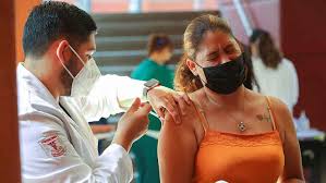 También deberás estar registrado en la . Vacunacion Jalisco Hoy Lunes 21 De Junio Inicia La Vacunacion A Personas De 40 A 49 Anos En Region Sanitaria De La Barca Marca