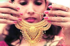 Banikinkar Pattanayak | New Delhi | Published: May 27 2014, 11:54 IST. May 27 2014, 11:54 IST. Print. Comments 0. India&#39;s jewellery demand hit 613 tonnes in ... - M_Id_471607_Gold_jewellery