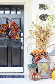 twelve fall door decorating ideas