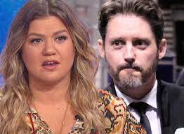 As of 2021, kelly clarkson's net worth is roughly $45 million. Kelly Clarkson Asks Judge To Declare Her Legally Single Amid Divorce