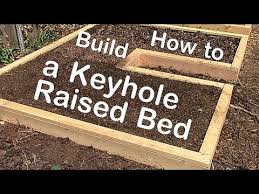 Build A Keyhole Raised Garden Bed