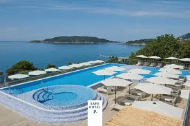 It is often called montenegrin miami , because it is the most crowded and most popular tourist resort in montenegro , with beaches and vibrant nightlife. Falkensteiner Hotel Montenegro Budva Aktualisierte Preise Fur 2021