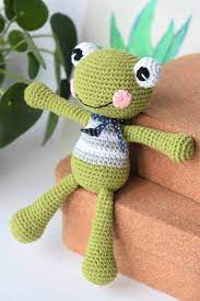 felix the frog free amigurumi and