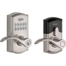Replace the old batteries with 4 new aa batteries. Kwikset Smartcode 955 Satin Nickel 1 Cylinder Smartkey Electronic Handle Lighted Keypad In The Electronic Door Locks Department At Lowes Com