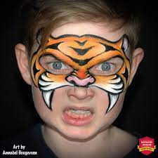 simple tiger face paint tutorial step