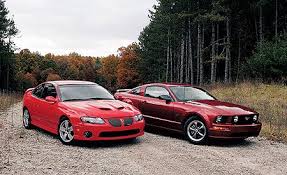 2005 pontiac gto vs 2005 ford mustang gt