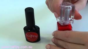 gel nail polish and regular nail polish