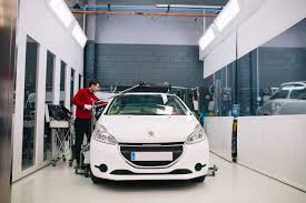 Our pdr process has made dent wizard the worldwide leading paintless dent repair company, while also being the innovator of various smart. Levers The Best Weapon For Vehicle Dent Removal