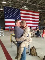 Resultado de imagem para militar gay imagens