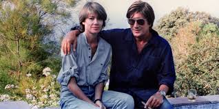 The quality of this reissue is a good as it can get these days. Francoise Hardy Talks About Her Rather Painful Sentimental Life With Jacques Dutronc Teller Report