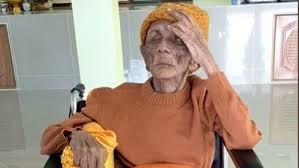 is the oldest woman alive 399 years old