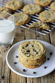 the best chewy chocolate chip cookies