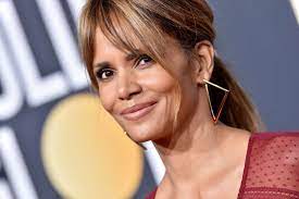 Halle Berry Wore a Butt-Baring Naked Dress for the NAACP Image Awards