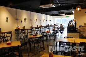 I was glad to find out that not only is unplugged music cafe a great chillout place, their menu features some pretty good and affordable food too. Food Review Meet Mee Noodles Cafe Ss15 Subang Jaya