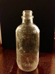 listerine antiseptic bottle