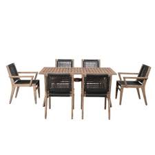 Outdoor Dining Table And Chairs Ove