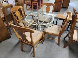 Round Glass Top Metal Frame Dining