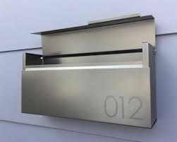 Louis B Modern Wall Mounted Mailbox