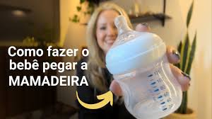 como fazer o bebÊ pegar a mamadeira