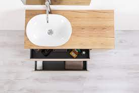 Woody è la serie di mobili da bagno in legno bianco invecchiato. Mobile Bagno Rovere Atlas 120 Cm Per Lavabo D Appoggio Con Mensola Specchio E 4 Cassetti