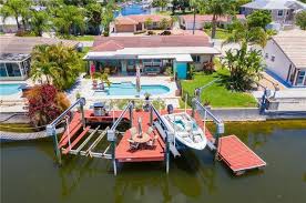 Schedule your easy showing today before someone else does in the super. 4810 Shell Stream Blvd New Port Richey Fl 34652 Mls W7812767 Movoto Com