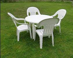 Outdoor Rubbermaid Plastic Patio Chairs