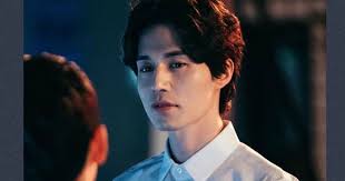 lee dong wook s new drama struggles