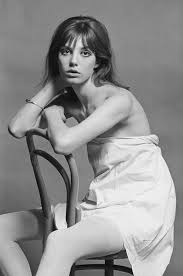 Jane mallory birkin, obe (born 14 december 1946) is an english singer, songwriter, actress and former model. Jane Birkin Sitting On A Chair Ca 1963 Von Eric Swayne 1963 Fotografie Artsper 608628