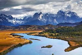 La patagonia chilena, patagonia occidental, zona austral o región de los canales corresponde a una subregión de la patagonia, caracterizada por ser una inmensa biorregión que presenta una geografía muy variada lo que redunda en una gran diversidad de paisajes, climas. Southern Patagonia Travel Chile South America Lonely Planet