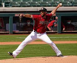 Drafted by the san francisco giants in the 1st round (10th) of the 2007 mlb june amateur draft from south caldwell hs (hudson, nc). Bumgarner On Adding New Wrinkles To His Game It Makes Too Much Sense Not To Do It