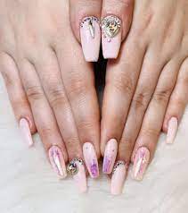 10 best salons to get your nail done in