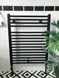 diy in a day painting a towel rail