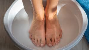 what is a listerine foot soak and does