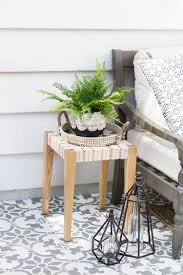 I noticed the other day that our patio had more seats than tables, so i have decided to correct that. Outdoor Diy A Boho Chic Side Table Zevy Joy